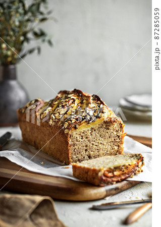 Banana Cake with Oat and Chia topping 87285059