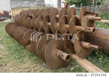 Huge heavy industrial drilling tools and drill equipment for drilling rig industry outdoor construction site Huge heavy industrial drilling tools and drill equipment for drilling rig industry outdoor construction site 87291348