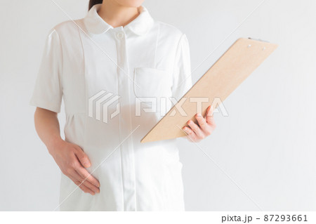 働く妊婦　看護師 87293661