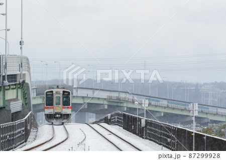 【城北線】雪景色になった城北線 87299928