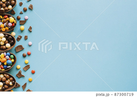 halves chocolate eggs with sweets halves chocolate eggs with sweets 87300719