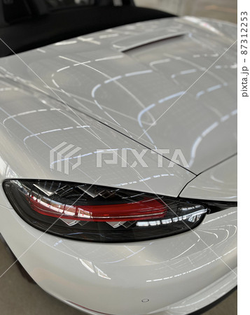 スポーツカーのテールライト スポーツカーのテールライト 87312253