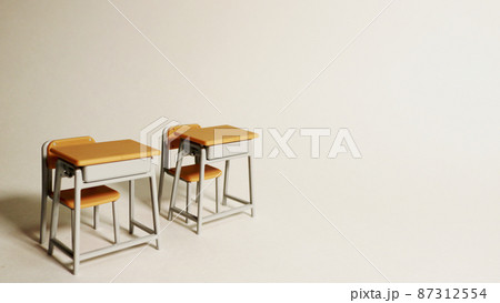 距離を取って並べた教室の机椅子　前から 87312554