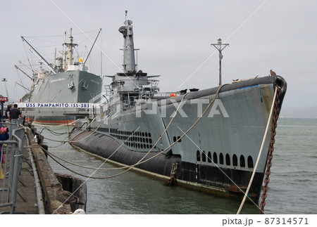 サンフランシスコで保存公開されている、第二次大戦中の潜水艦「パンパニート」 87314571