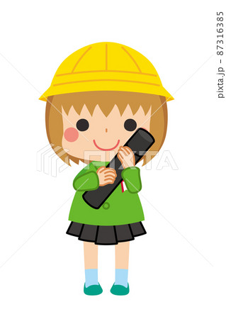卒業証書の入った筒を持っている可愛い卒園生の女の子のイラスト　白背景　クリップアート　幼稚園児 87316385