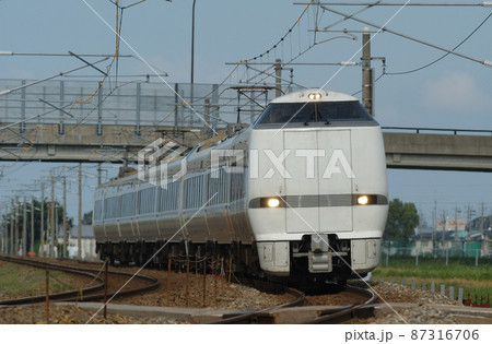 北陸本線　加賀笠間－美川　JR西日本　683系　S28＋S05編成（金沢）　しらさぎ 87316706