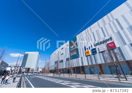 開発が進むJR海老名駅西口　エビーロード 87317392