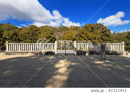 五社神古墳 (神功皇后陵)奈良県奈良市山陵町 五社神古墳 (神功皇后陵)奈良県奈良市山陵町 87322952