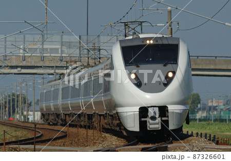 北陸本線　加賀笠間－美川　JR西日本　683系　T23＋T34＋T17編成（金沢）　サンダーバード 87326601