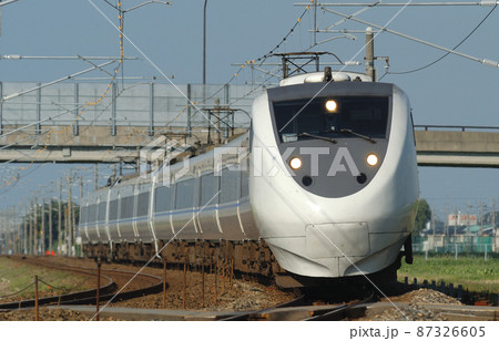 北陸本線 加賀笠間-美川 JR西日本 681系 T03+T35+T18編成(金沢) サンダーバード 北陸本線 加賀笠間-美川 JR西日本 681系 T03+T35+T18編成(金沢) サンダーバード 87326605