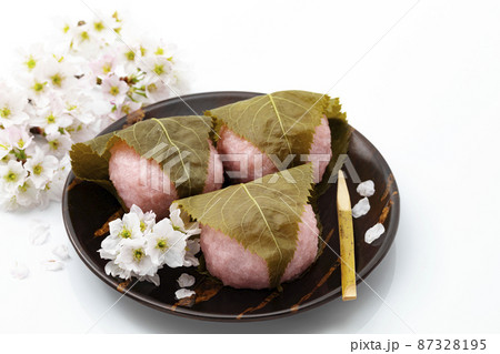 春の和菓子桜餅_長明寺餅 87328195