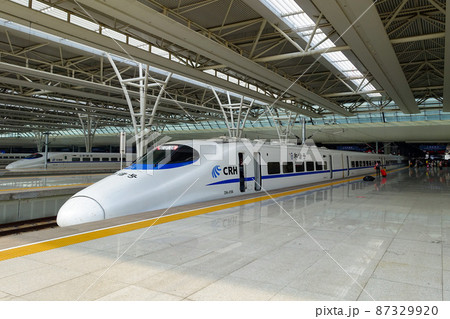 中国の鉄道 高鉄 上海虹橋駅 中国の鉄道 高鉄 上海虹橋駅 87329920