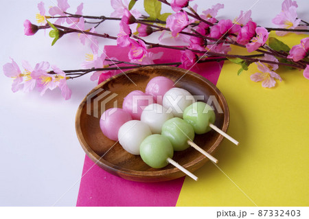 三色だんご 87332403