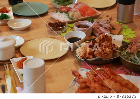 初節句の料理 初節句の料理 87336275
