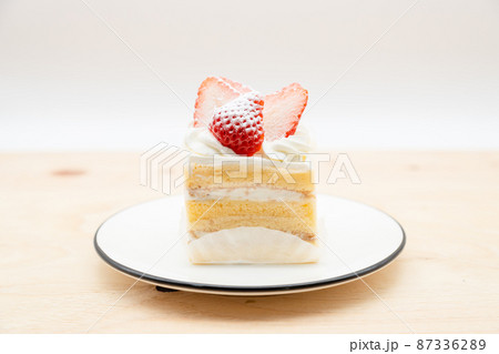 イチゴのショートケーキ イチゴのショートケーキ 87336289