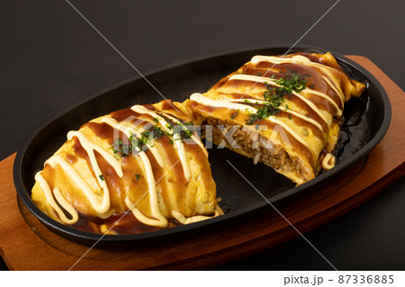 オムそば　オム焼きそば 87336885
