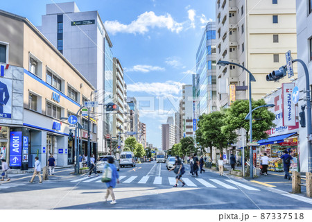 東京都大田区の都市風景　蒲田駅前 87337518
