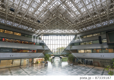 OBPのシンボルタワー ツイン21の玄関口 エントランスホール OBPのシンボルタワー ツイン21の玄関口 エントランスホール 87339187