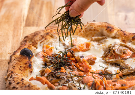 和風ピザ　pizza 87340191