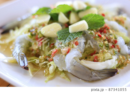 Close up shrimp in fish sauce, hot and spicy,seafood thai Close up shrimp in fish sauce, hot and spicy,seafood thai 87341055