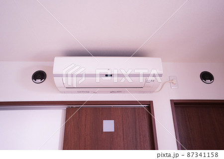 ルームエアコン先行配管取付け例 87341158