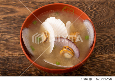 ホタテの稚貝の味噌汁 87344256