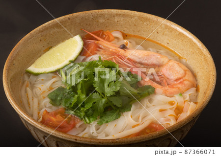 トムヤムクンヌードル (タイ料理) トムヤムクンヌードル (タイ料理) 87366071