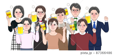 お酒を持っている人々 87366486