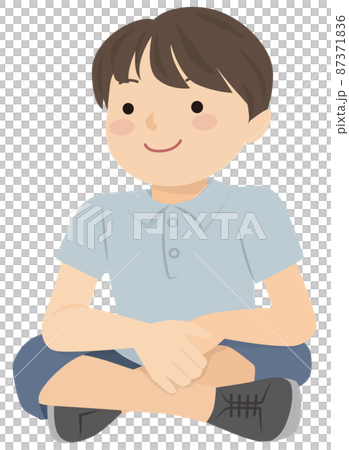 あぐらで地べたに座る男の子 あぐらで地べたに座る男の子 87371836