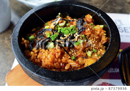本場韓国ホルモン焼肉屋のミニ・ビビンバ 本場韓国ホルモン焼肉屋のミニ・ビビンバ 87379936