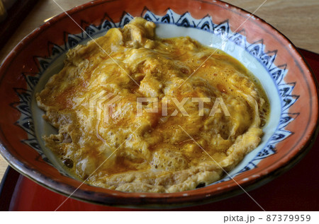 あじせん楓亭の川俣シャモぶっかけ親子丼 87379959