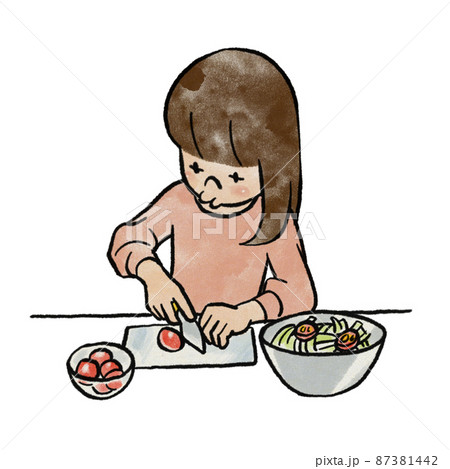 トマトを包丁で切る女の子 87381442