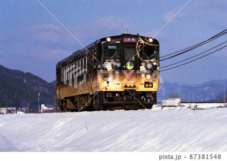 JR西日本キハ40系　うみやまむすび 87381548