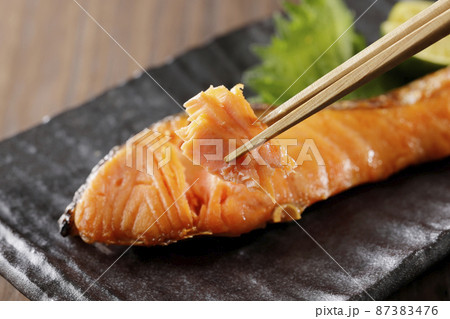 焼いた塩銀鮭 87383476