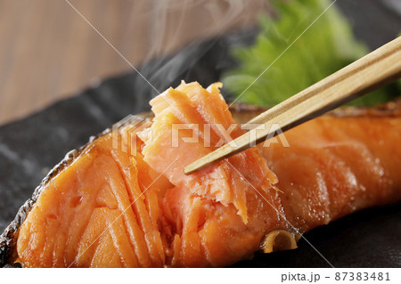 焼いた塩銀鮭 87383481