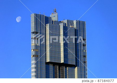 幕張の高層ビル イメージ 幕張の高層ビル イメージ 87384077