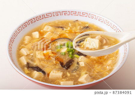 酸辣湯　(サンラータン・スーラータン) 87384091