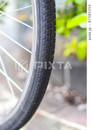 自転車のタイヤ 87385354