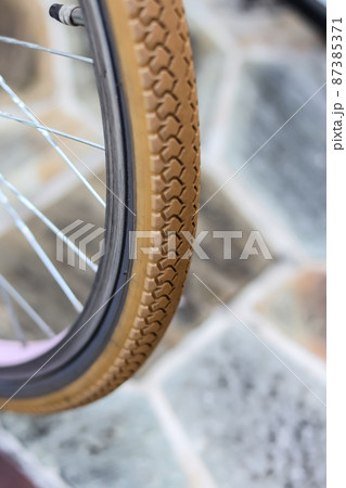 自転車のタイヤ 87385371