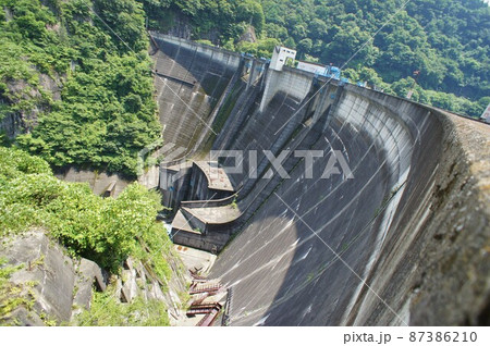 二瀬ダムの堤体 二瀬ダムの堤体 87386210
