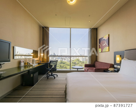 台湾・台中 台中公園の景色を望むホテル高層階客室 / Taichung, Taiwan 87391727