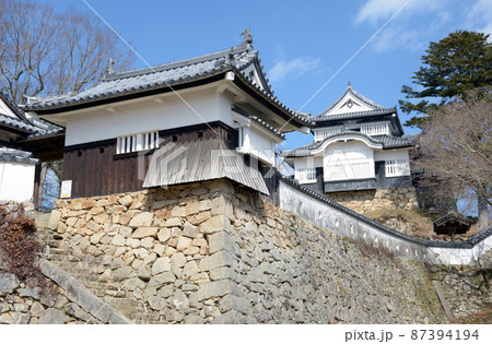 備中松山城　五の平櫓と天守閣　岡山県高梁市 87394194