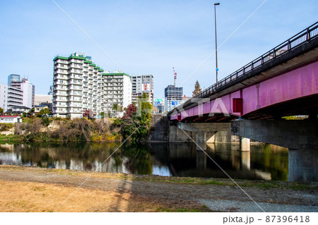 杜の都仙台 晩秋 広瀬川 西光院淵と愛宕大橋 杜の都仙台 晩秋 広瀬川 西光院淵と愛宕大橋 87396418