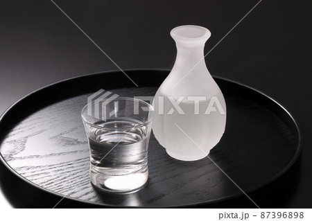日本酒 87396898