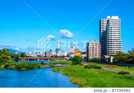 杜の都仙台　初秋　広瀬川　広瀬橋上流の眺望 87396992