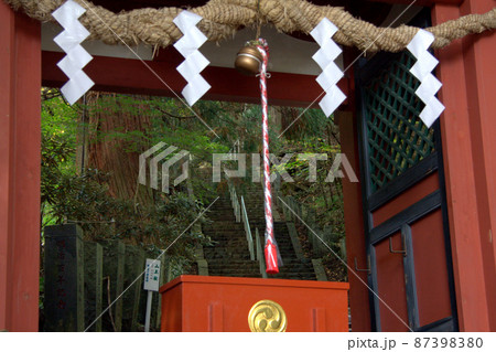 日光二荒山神社登拝門 87398380