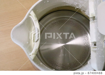 電気ケトルのカルキ汚れ アップ 電気ケトルのカルキ汚れ アップ 87400488