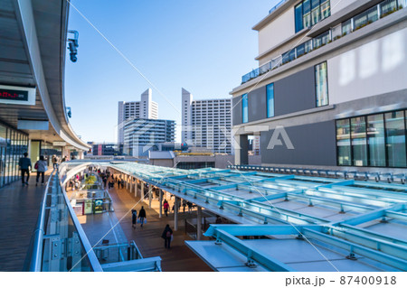 ビナガーデンテラスから見る海老名駅東口風景 ビナガーデンテラスから見る海老名駅東口風景 87400918