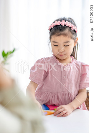 子供 女の子 遊び 87400955