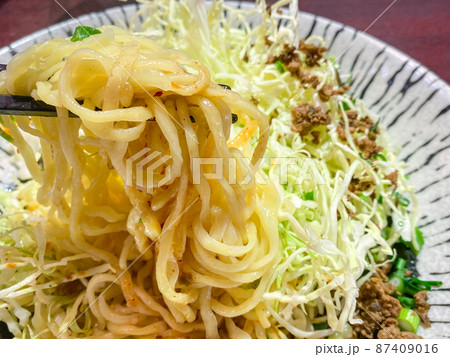 中国四川料理・汁なし担々麵 中国四川料理・汁なし担々麵 87409016